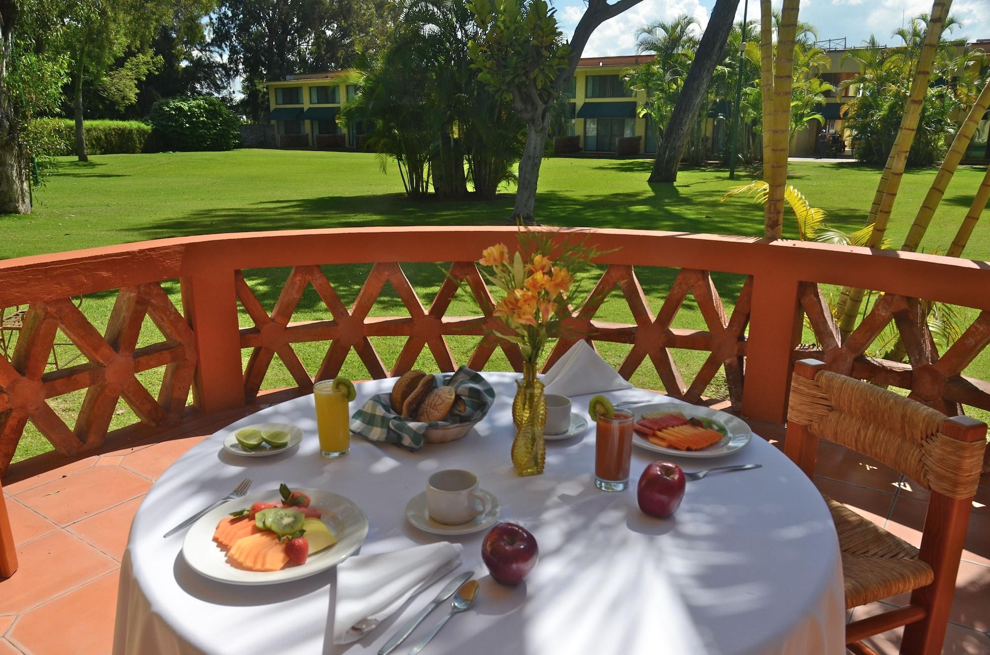 Real De Chapala Hotel Ajijic Exterior photo