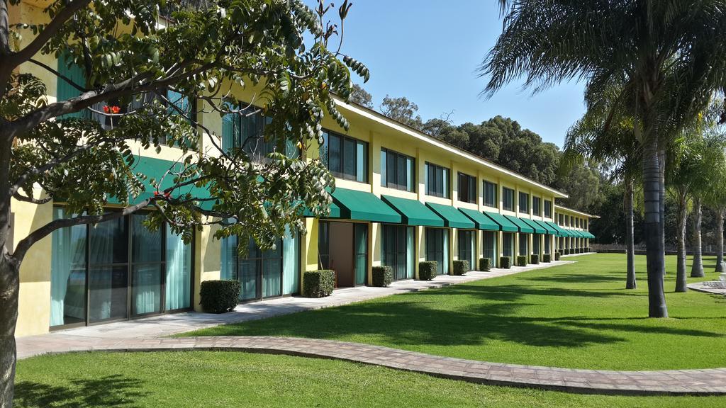 Real De Chapala Hotel Ajijic Exterior photo