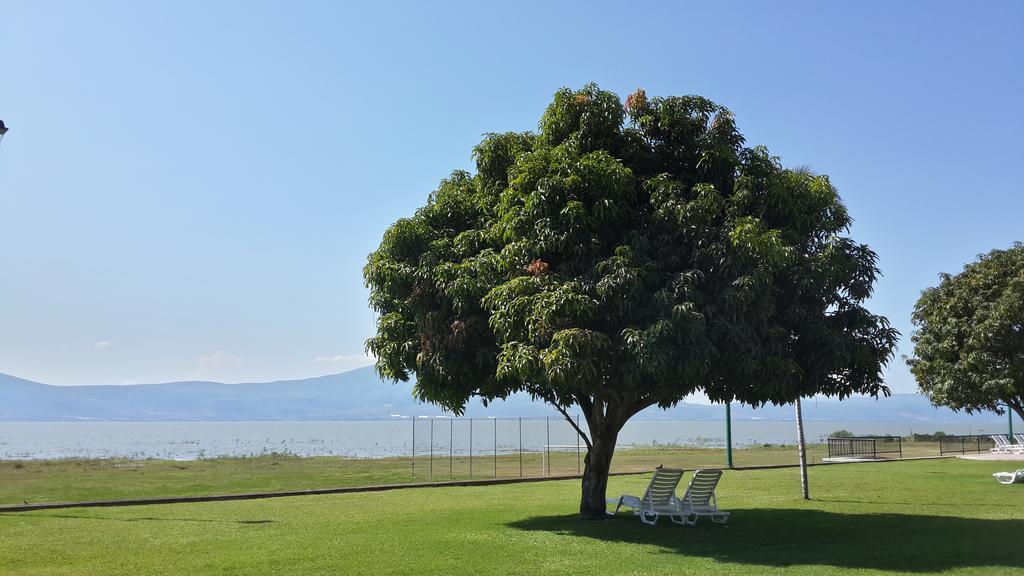 Real De Chapala Hotel Ajijic Exterior photo